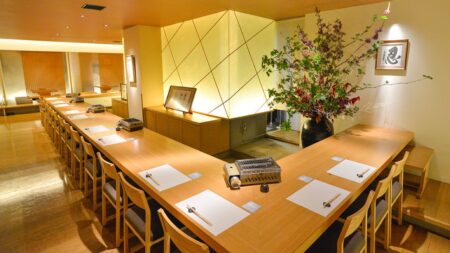 和食レストラン「心・技・体 うるふ」｜富裕層が選ぶ、焼きふぐとすっぽんの“体が求める美味しいディナー”