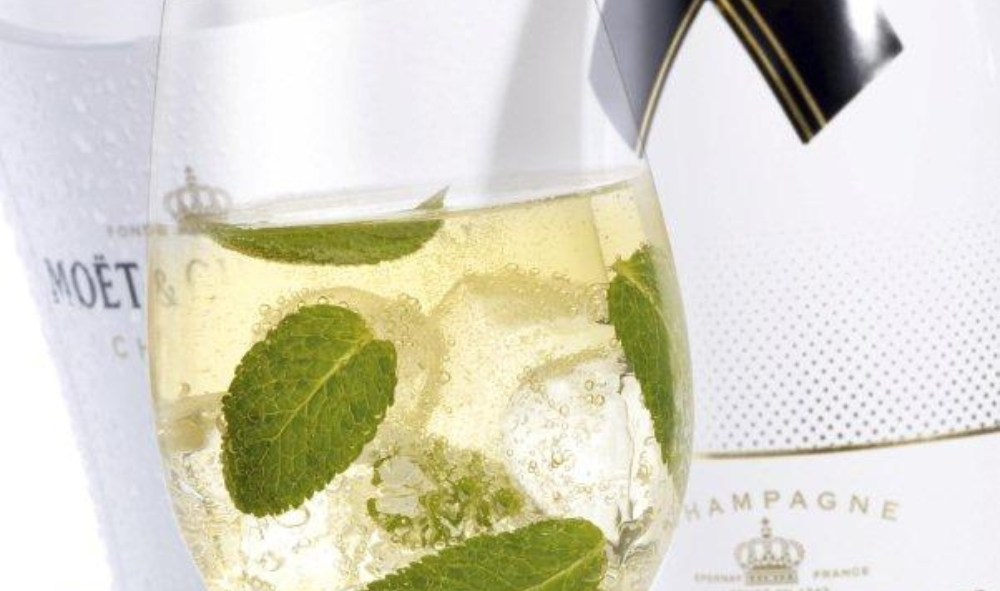 シャンパンに紅茶を組み合わせる？有名シャンパンメーカーが提案する意外な飲み方